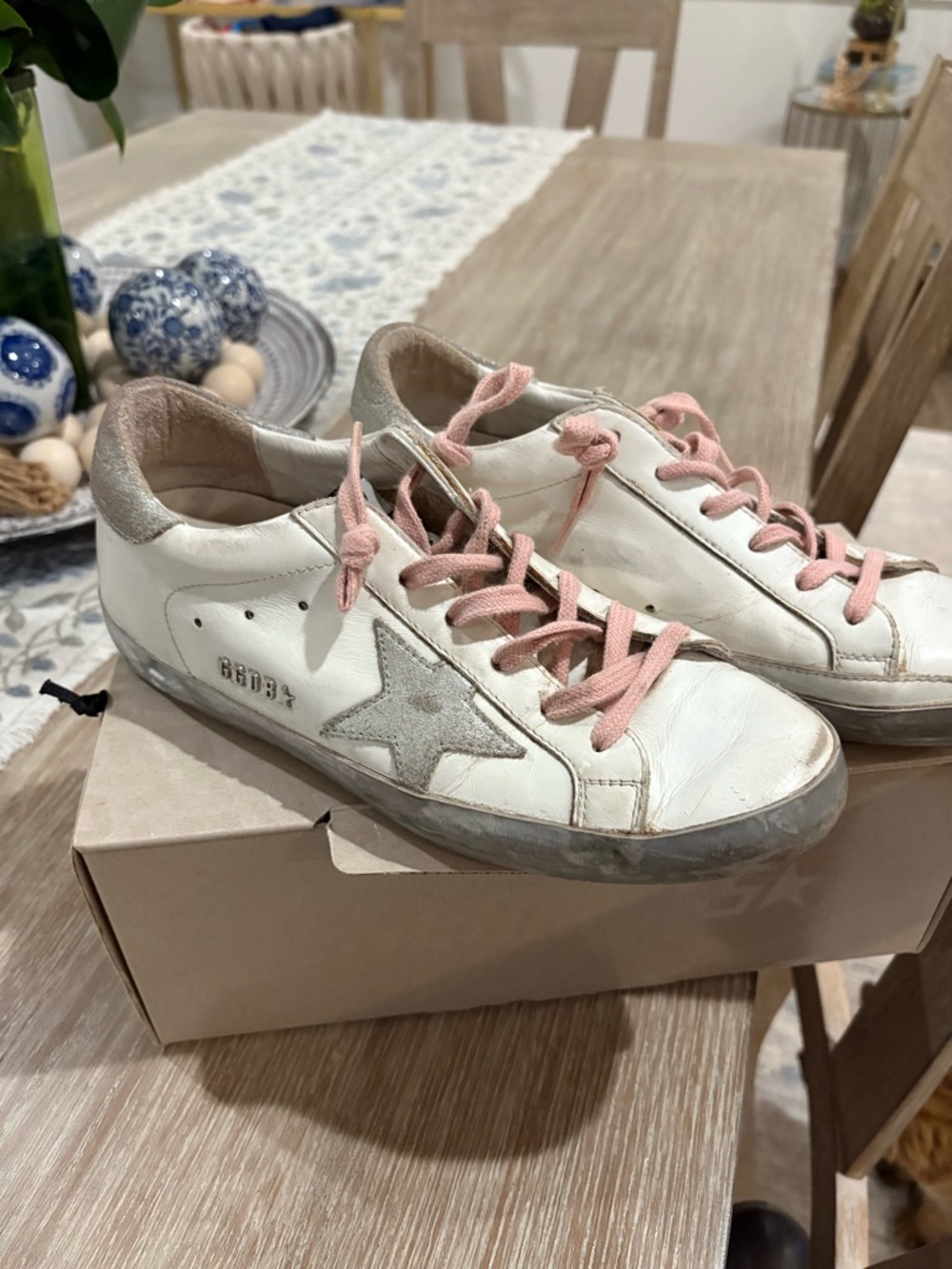 Golden Goose White Leather Low-Top Sneakers with Pink Laces